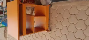An Executive Computer Table