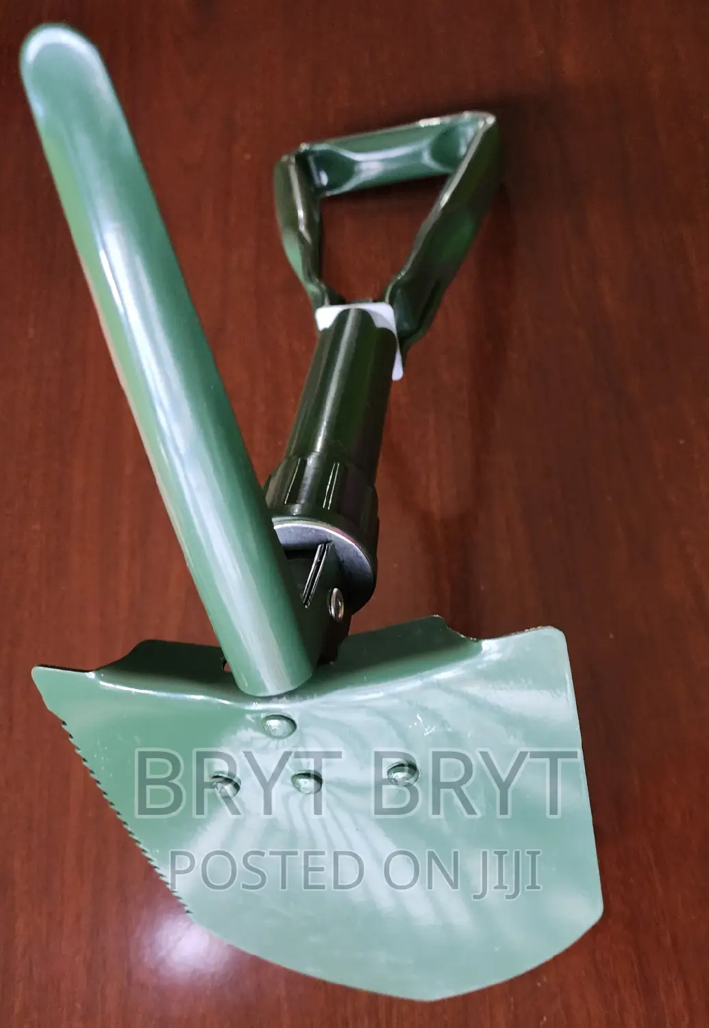 Folding Shovel Pick Axe. (Emergency Car Tool.)