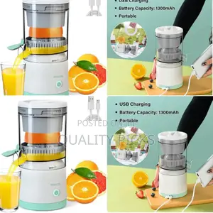 Portable Citrus Juicer Press
