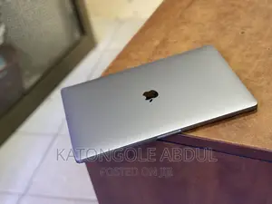 New Laptop Apple MacBook Pro 16GB Intel Core i9 SSD 1T