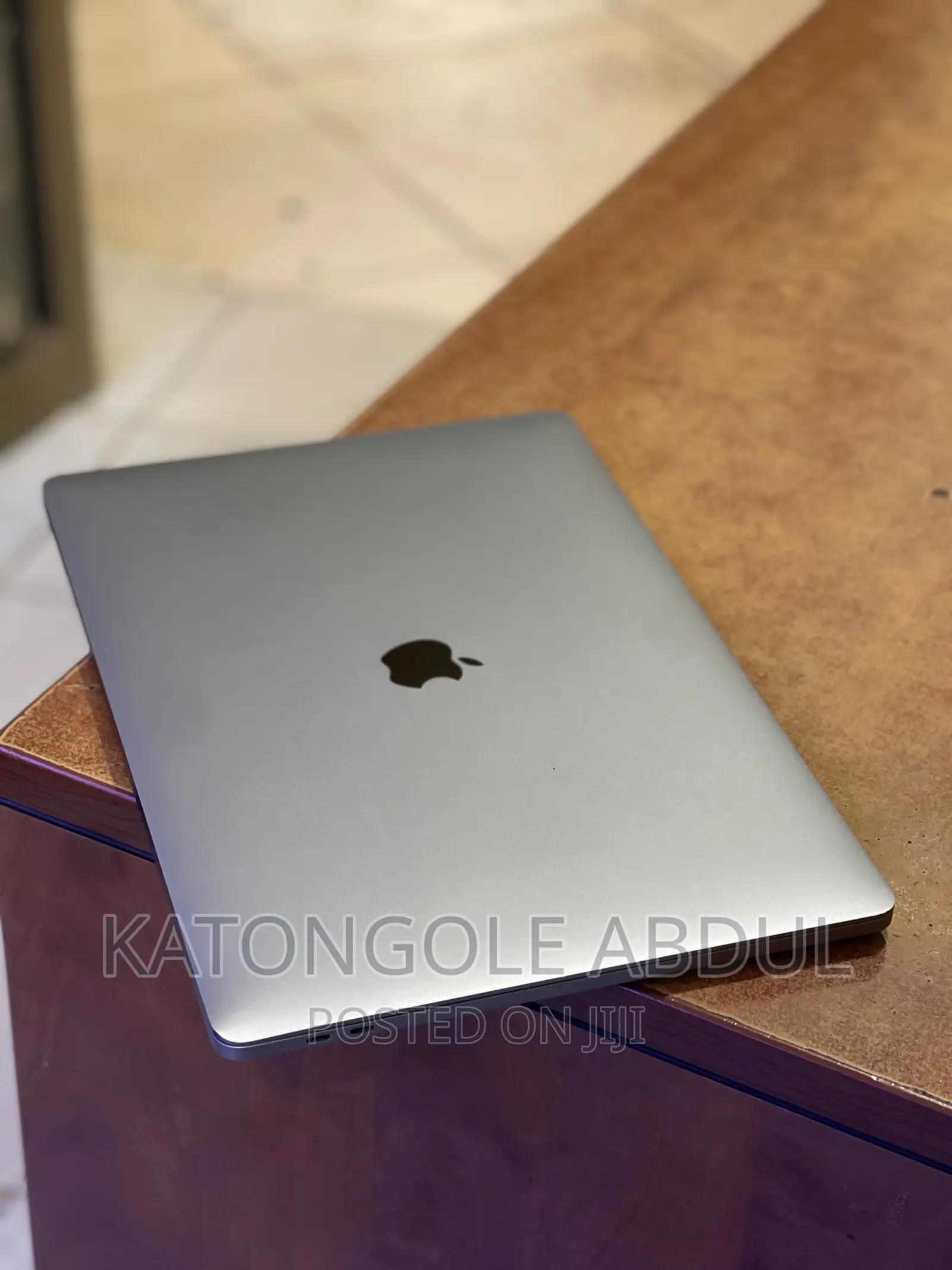 New Laptop Apple MacBook Pro 16GB Intel Core i9 SSD 1T