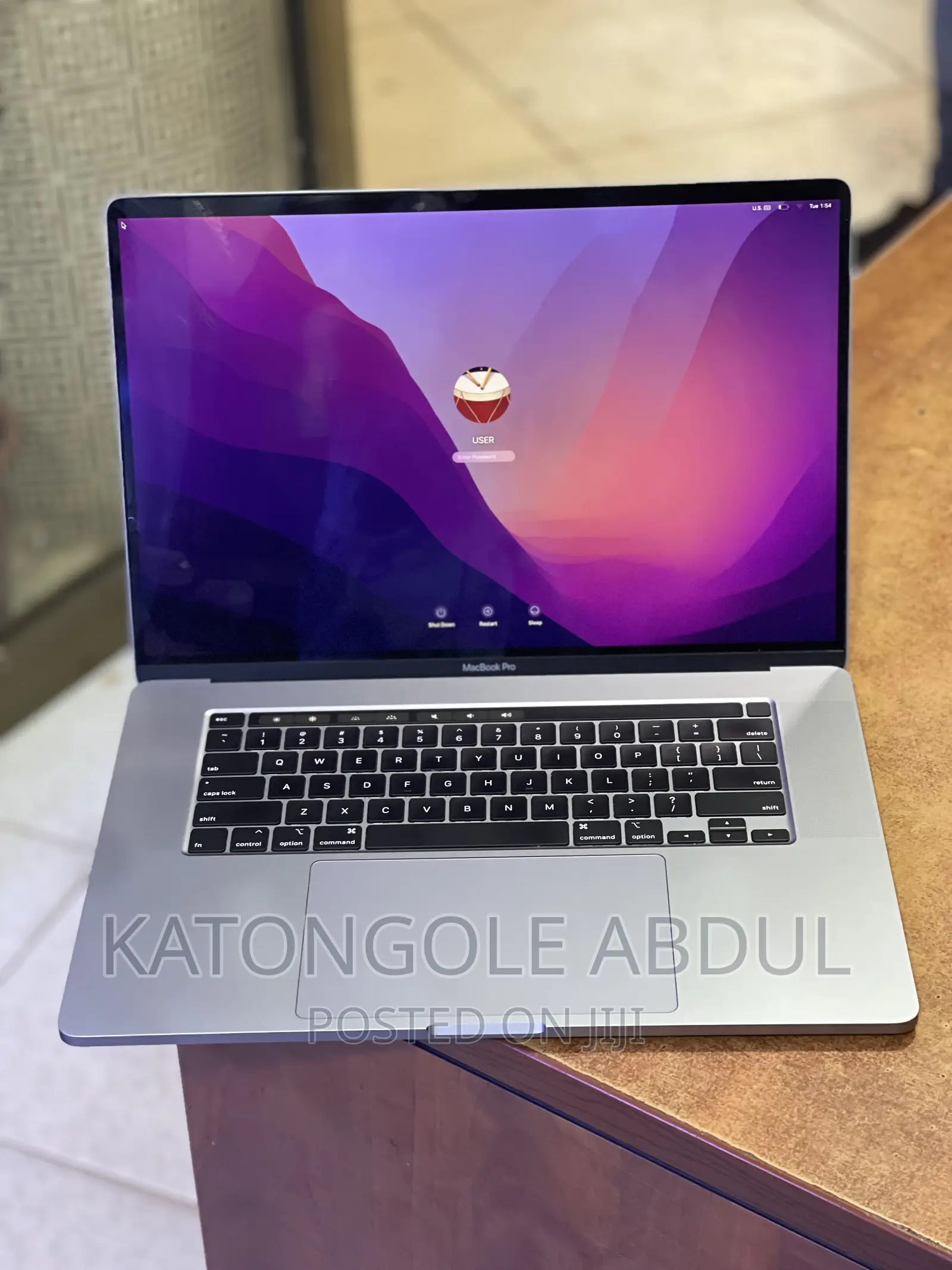 New Laptop Apple MacBook Pro 16GB Intel Core i9 SSD 1T