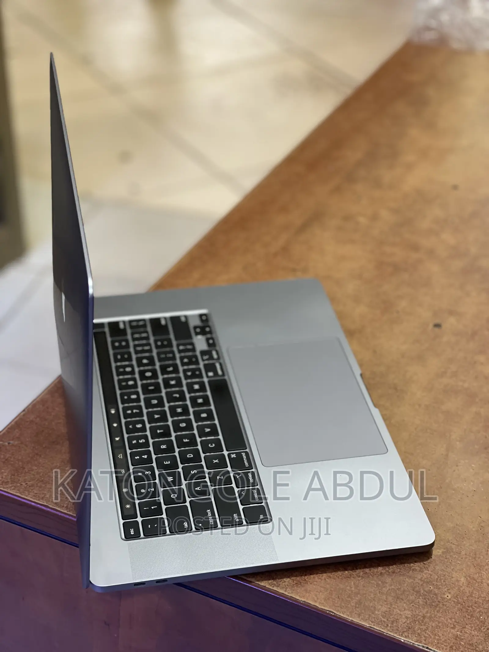 New Laptop Apple MacBook Pro 16GB Intel Core i9 SSD 1T
