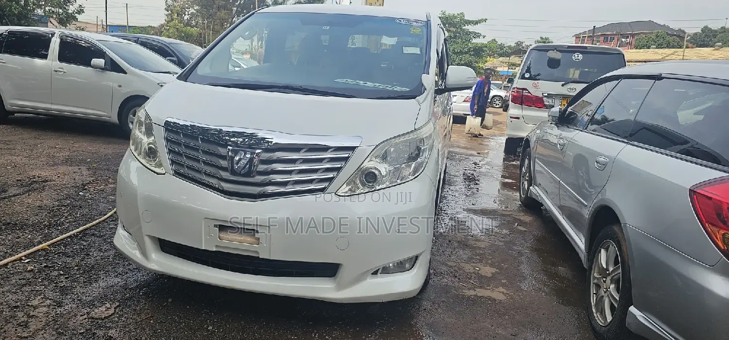 Toyota Alphard 2010 White