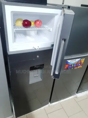 Chiq 270L Fridge With a Water Dispenser