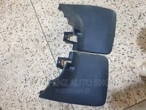 Nissan Hardbody Mudflaps 4WD