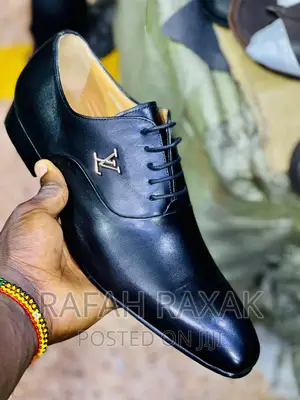 Original Louis Vuitton Lace Up Gentle Shoes