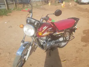 TVS XL 100 2018 Red