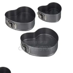 3 PCS Heart Shaped Pans.