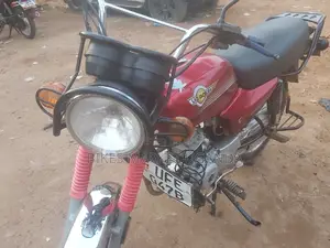 Boss Hoss BH3 2021 Red