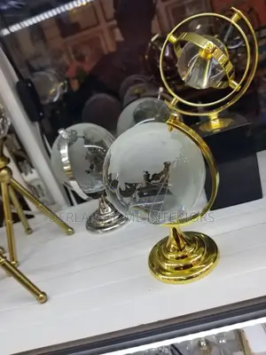 Decorative Figurines