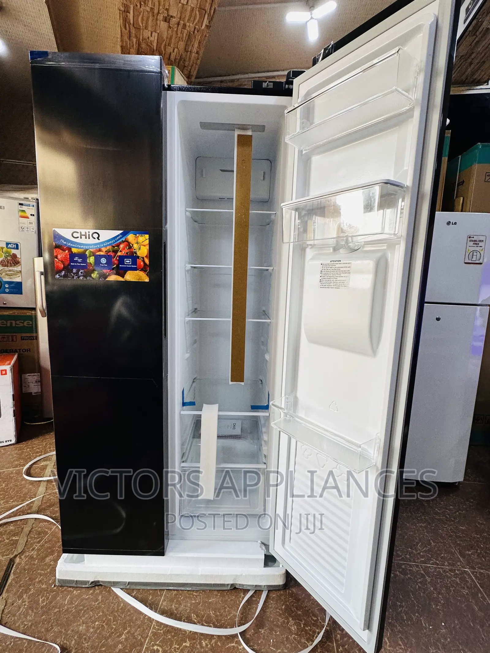 Chiq Side by Side Refrigerator 560L