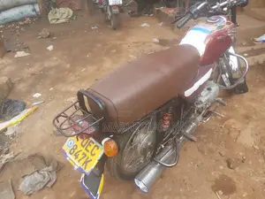 Bajaj Boxer 2013 Red