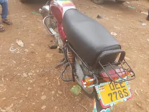 Bajaj Boxer 2017 Red