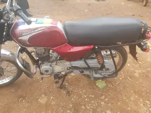 Bajaj Boxer 2017 Red