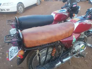 Bajaj Boxer 2018 Red
