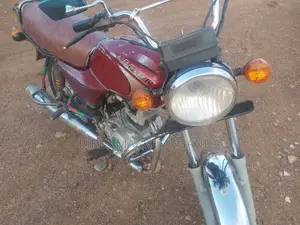 Bajaj Boxer 2016 Red