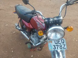 Bajaj Boxer 2018 Red
