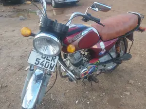 Bajaj Boxer 2018 Red