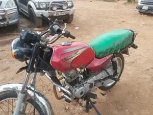 Bajaj Boxer 2017 Red