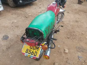 Bajaj Boxer 2017 Red