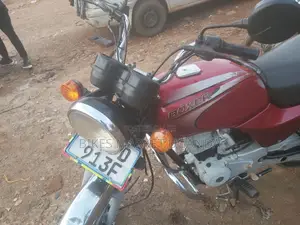 TVS HLX 125 2020 Red