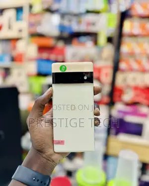 New Google Pixel 6 Pro 128 GB Yellow