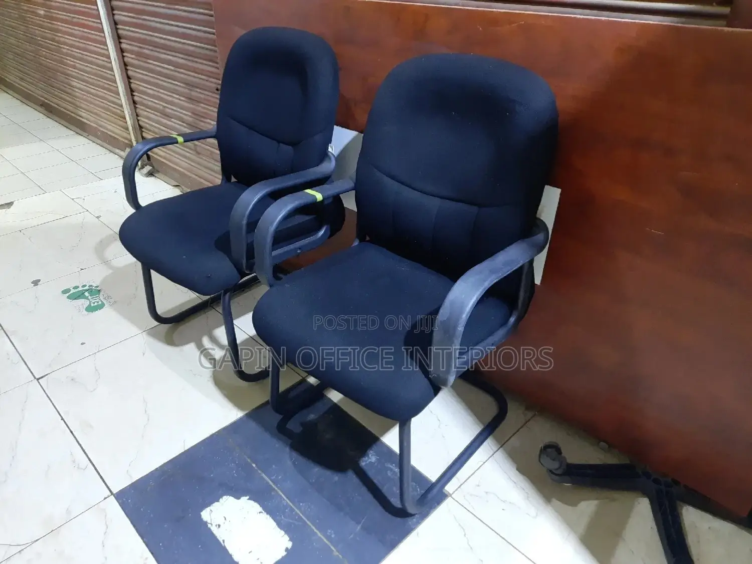 Non Rotating Office Chairs , 2 Pieces