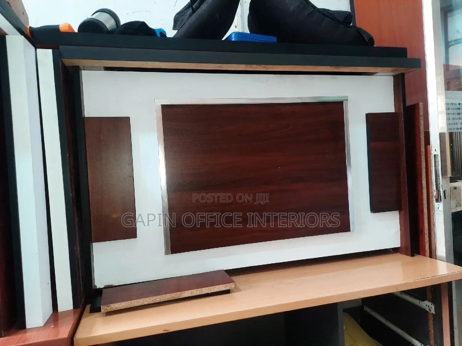 120cm Brand New Office Table With Fixes Drawers