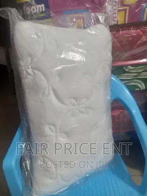 Orthopeadic Neck Pillows. Medium.( White)