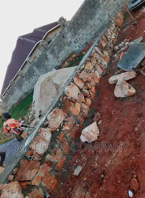 Perimeter Wall Construction With Hardcore Foundation