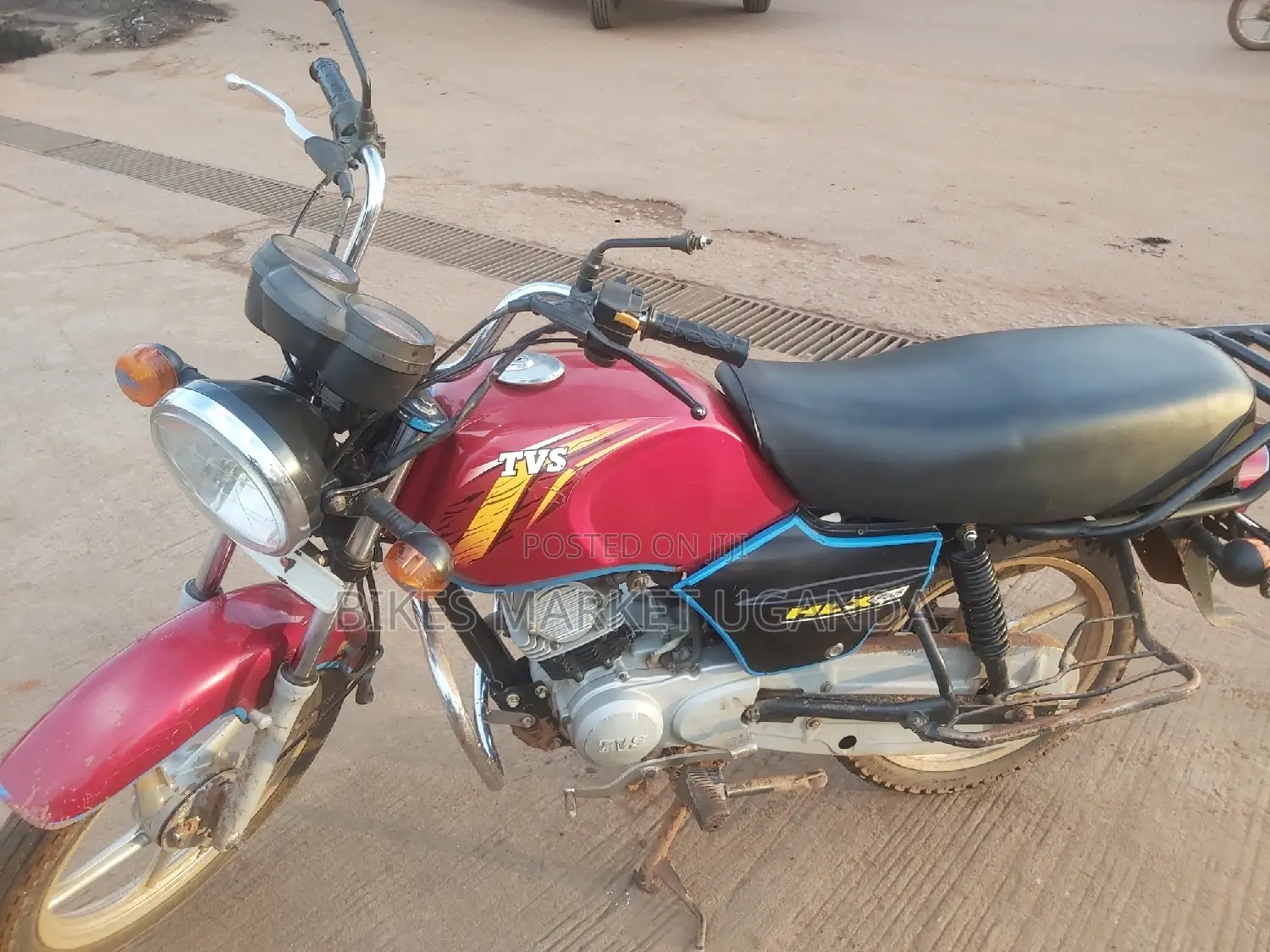TVS HLX Plus ES 2017 Red