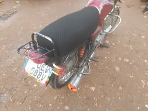 Bajaj Boxer 2018 Red