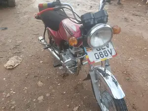 Bajaj Boxer 2018 Red
