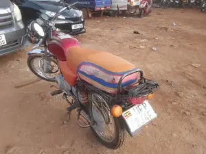 Bajaj Boxer 2023 Red