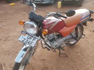 Bajaj Boxer 2023 Red