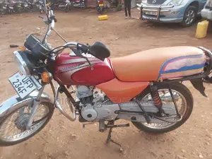 Bajaj Boxer 2023 Red