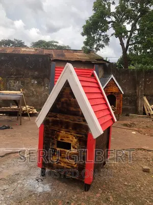 F Red and White Dog House