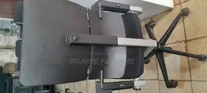 An Extraordinary Office Chair
