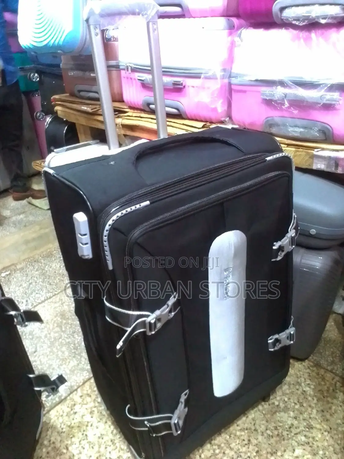 Dfavours Suitcases