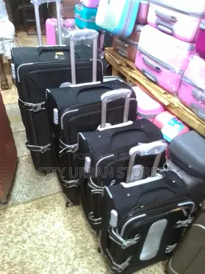 Dfavours Suitcases