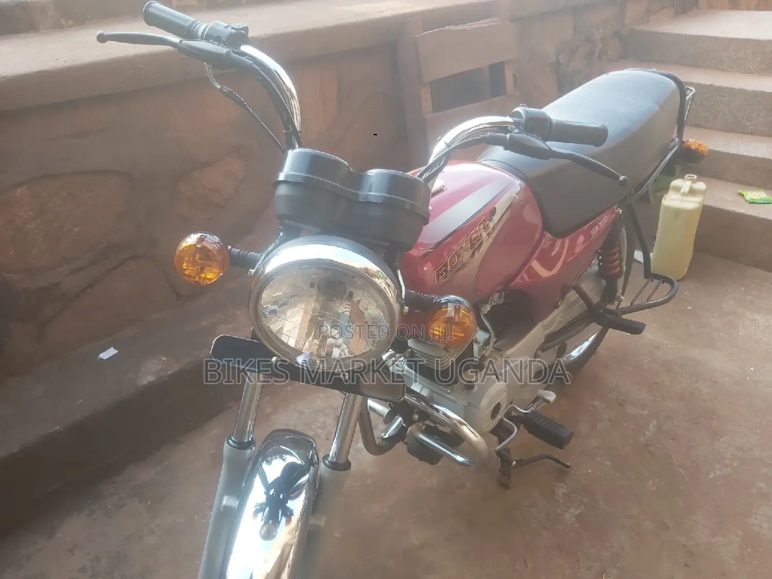 New Bajaj Boxer 2023 Red