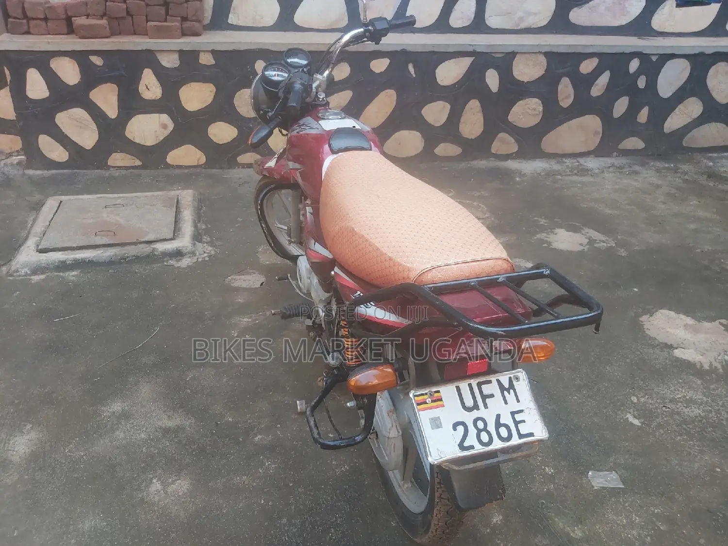 Bajaj CT 110X 2022 Red