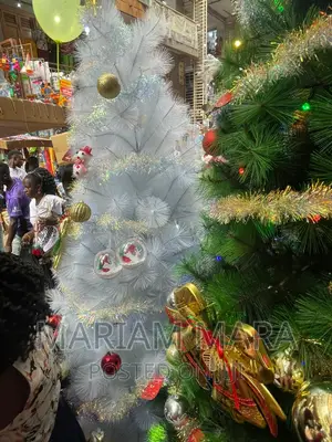 Christmas Tree Plus /Pine Christmas Tree 120cm