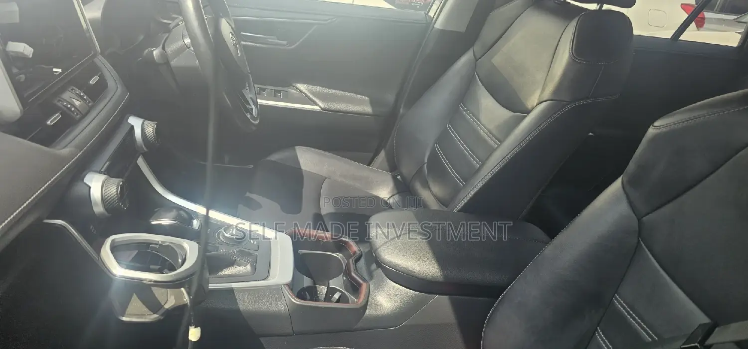 Toyota RAV4 2020 Black