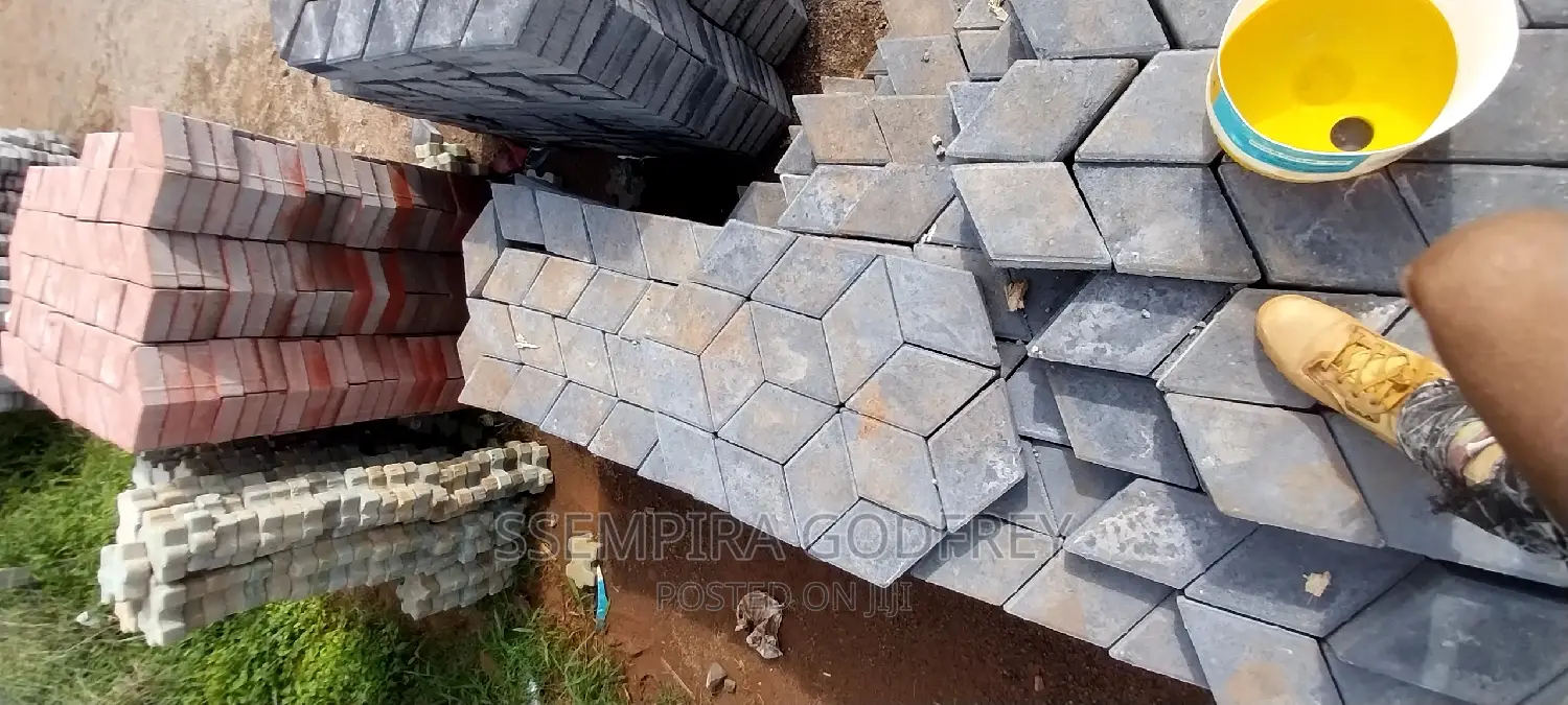 Advanced Coloured Pavers in All Sizes