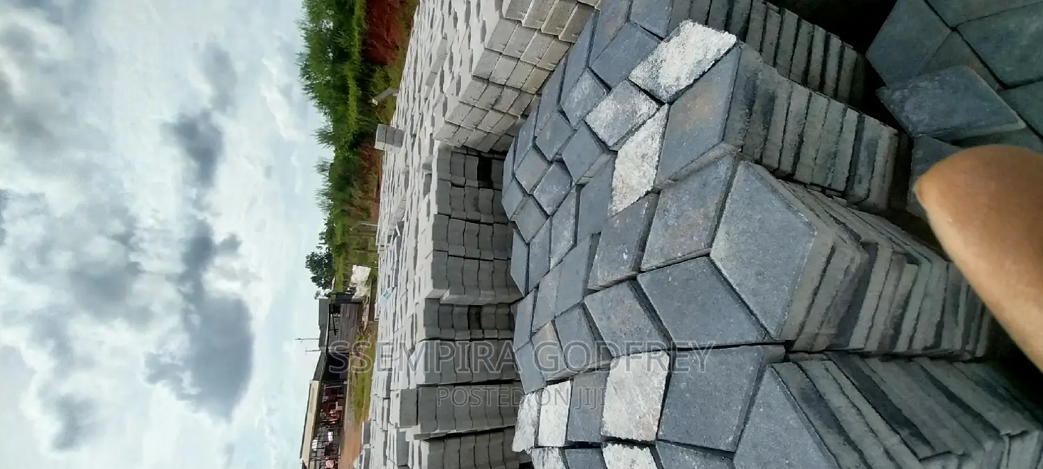 Advanced Coloured Pavers in All Sizes