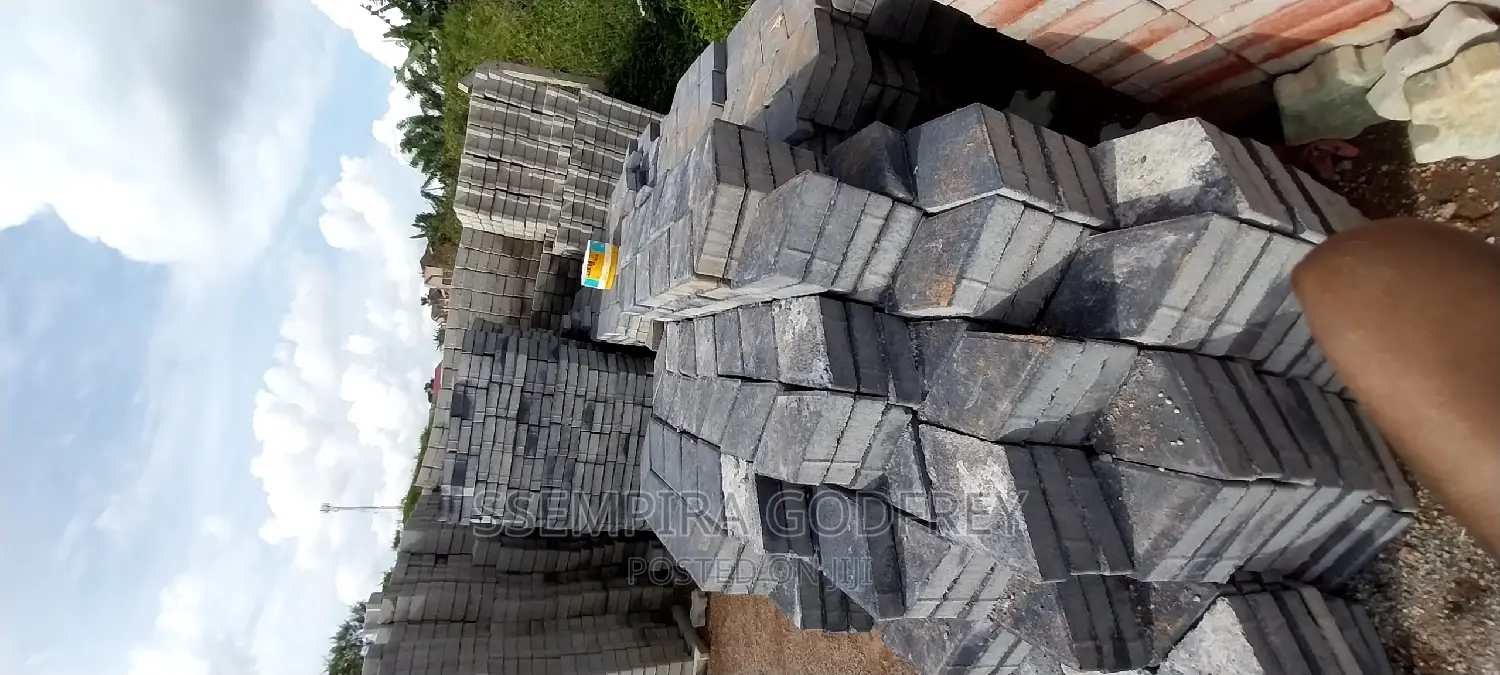 Advanced Coloured Pavers in All Sizes