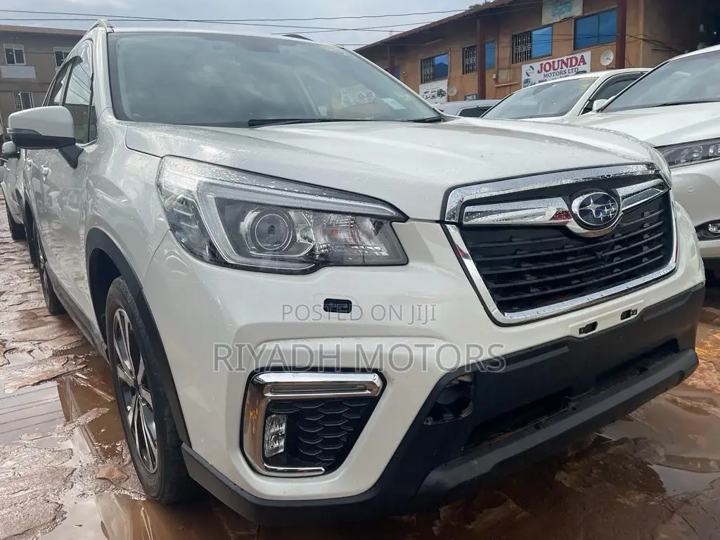 Subaru Forester 2.0XT Premium AWD 2017 White