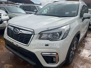 Subaru Forester 2.0XT Premium AWD 2017 White
